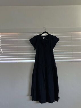 Time and Tru Navy Blue Short-Sleeve Midi Dress